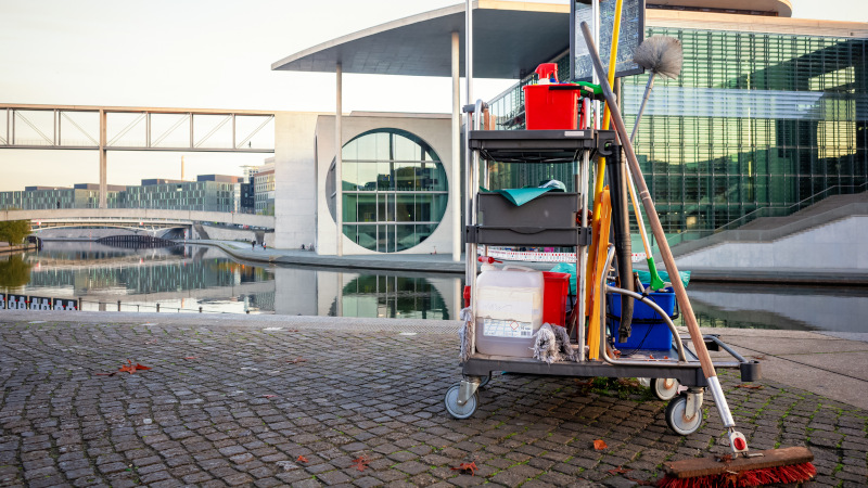 Exterior Commercial Cleaning in Houston, Texas